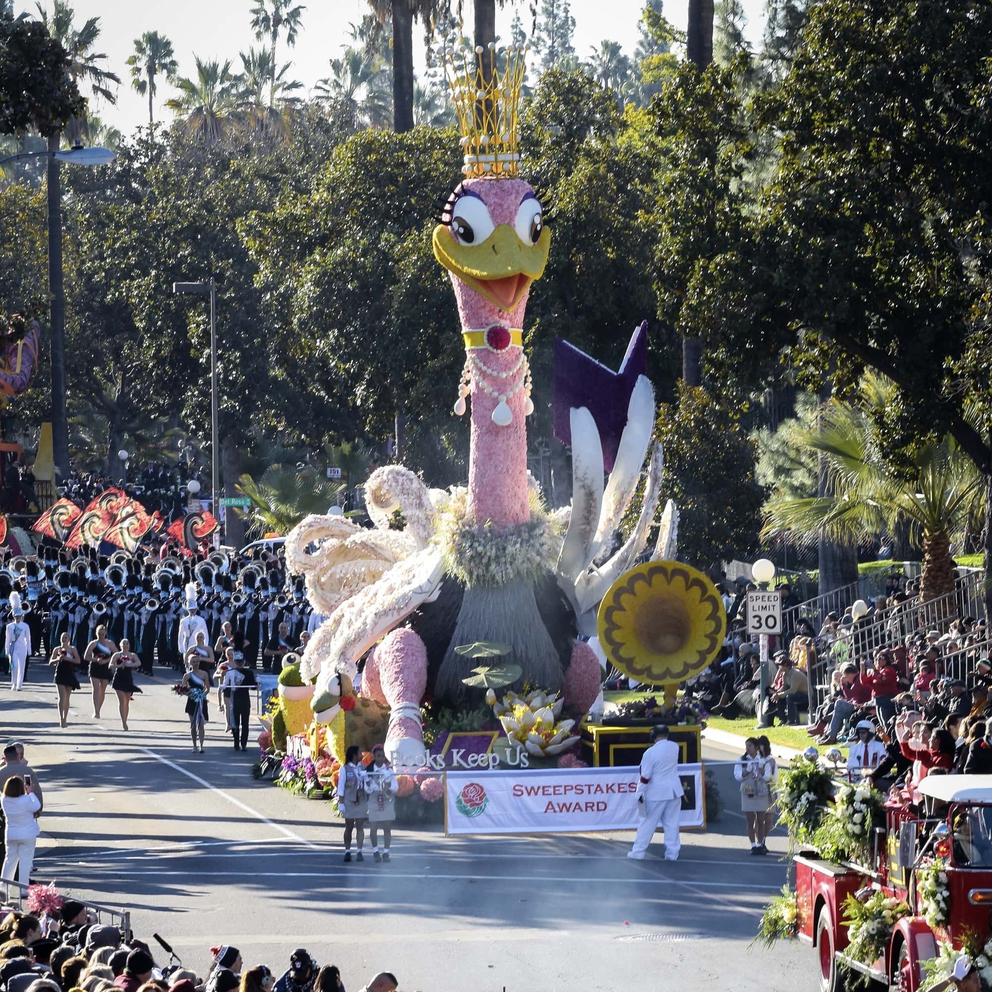 Fiesta Parade Floats Takes 9 Rose Parade Trophies for Its Clients